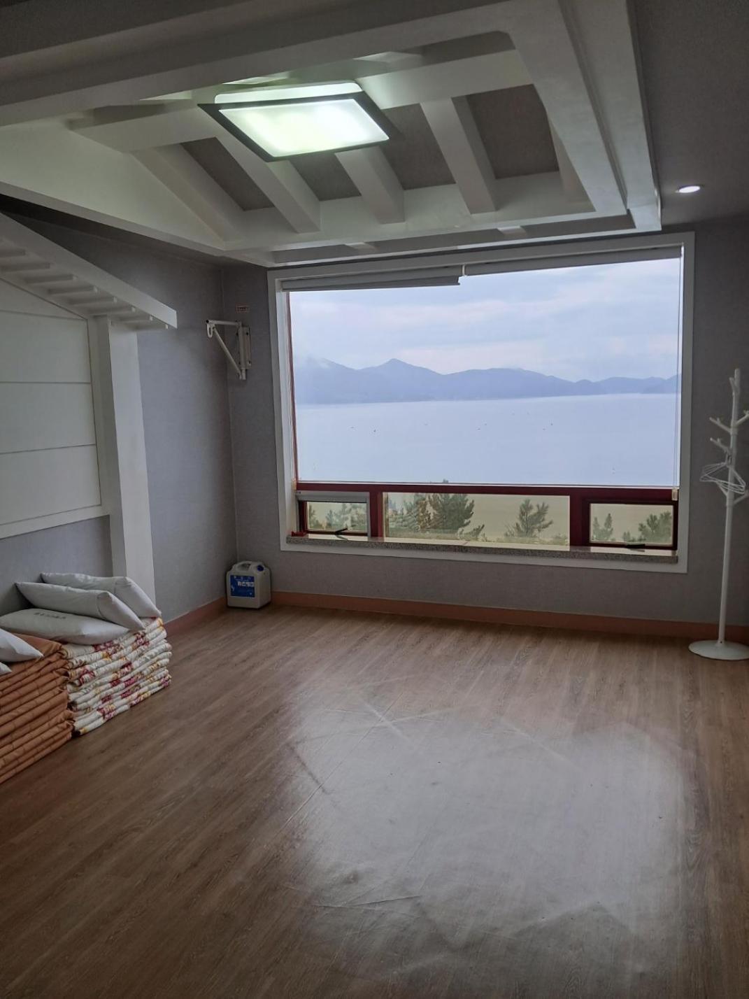 Namhae Beach Hotel Extérieur photo