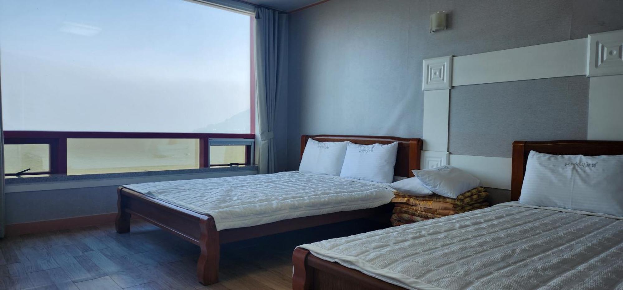 Namhae Beach Hotel Extérieur photo