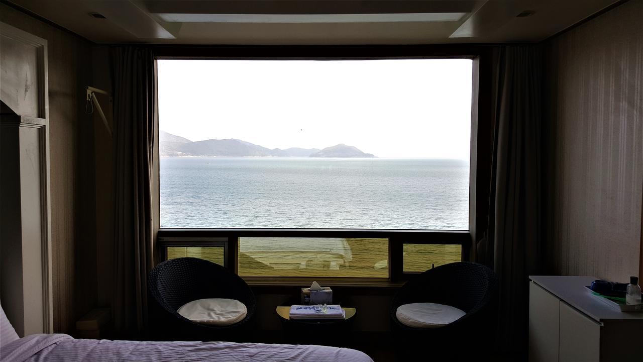 Namhae Beach Hotel Extérieur photo