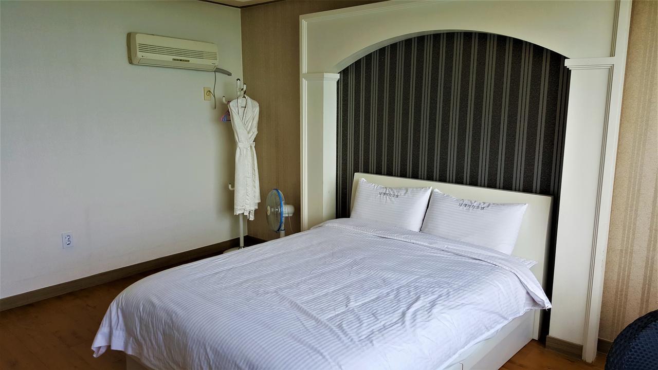 Namhae Beach Hotel Extérieur photo